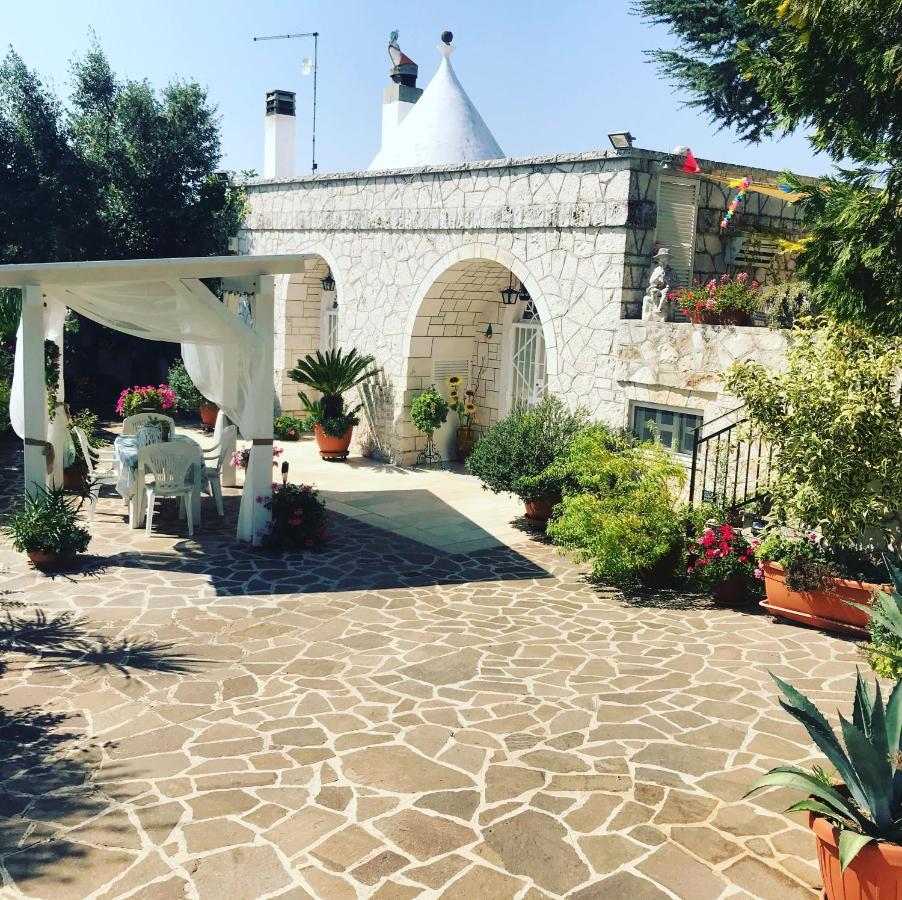Il Trullo Di Nonno Angelo San Marco Hotel Locorotondo Exterior photo