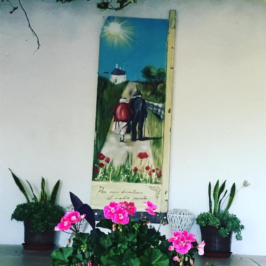 Il Trullo Di Nonno Angelo San Marco Hotel Locorotondo Exterior photo